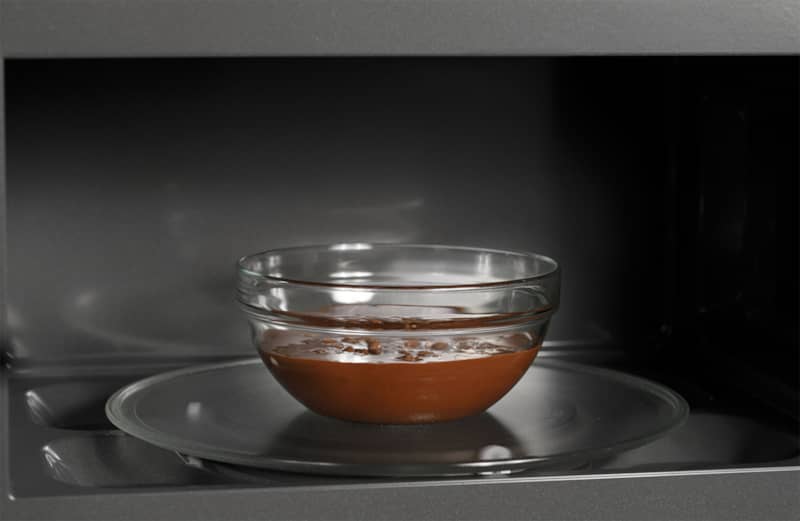 cafe-microwave-CVM519P2PS1-bowl.jpg